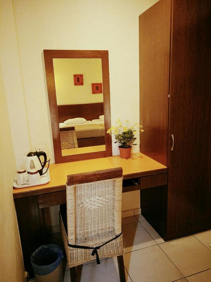 Newbridge Hotel Malacca Екстериор снимка
